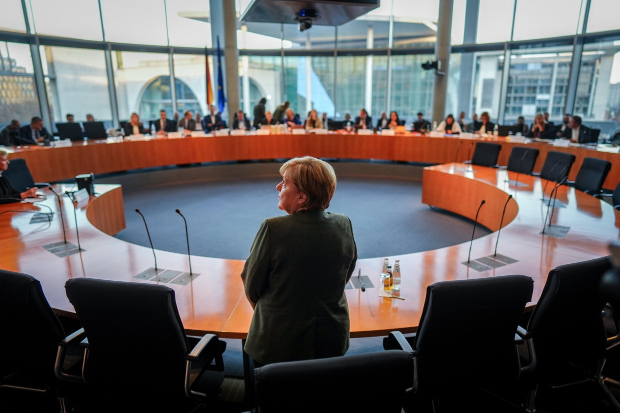 Angela Merkel tritt als Zeugin im Untersuchungsausschuss auf.