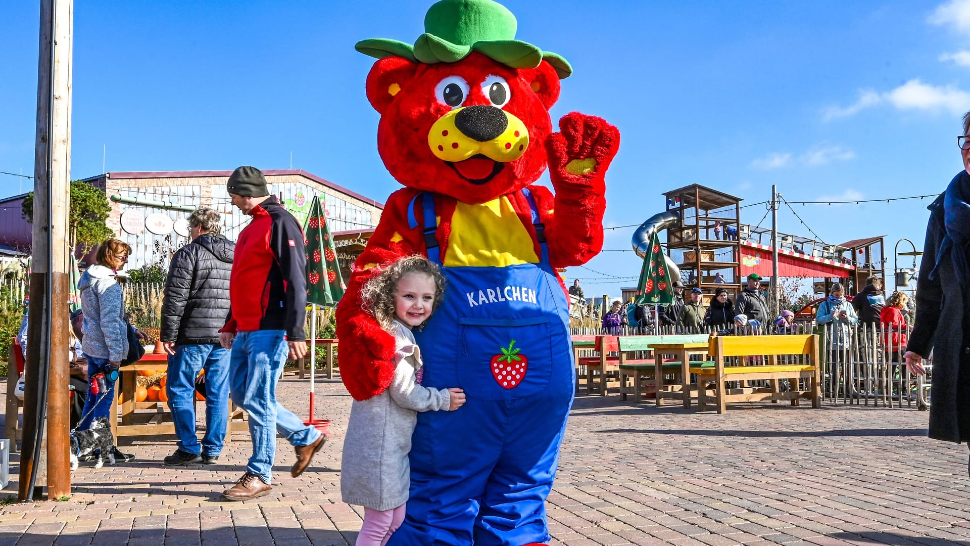 Karls Erlebnis-Dorf in Döbeln (Archivbild): Dort, wo neben dem bereits stehenden Freizeitpark ein Hotel gebaut werden soll, befanden sich schon in Stein- und Bronzezeit Siedlungen.