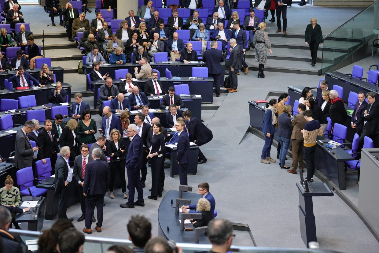 Sitzungsunterbrechung am Freitag im Bundestag