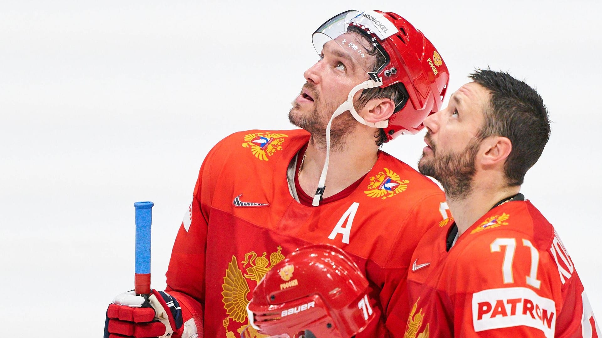 Alexander Ovechkin (l.) und Ilya Kovalchuk (Archivbild): Russland könnte bei der WM mitspielen.