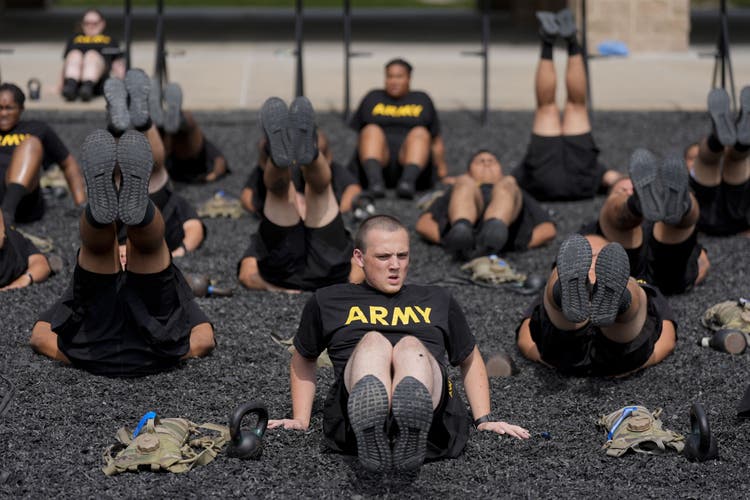 Das Lauftraining mit der App kann ein Sicherheitsrisiko sein: Rekruten in einem amerikanischen Trainingszentrum.