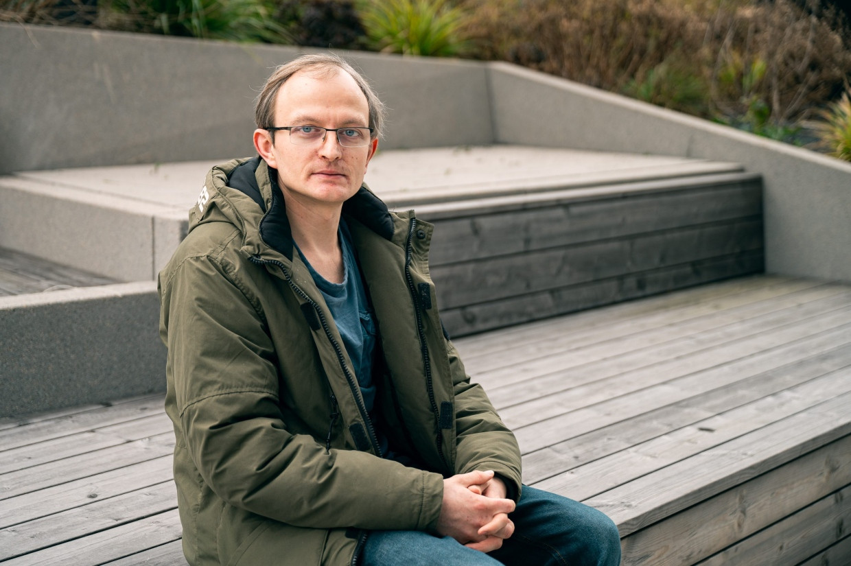 Timo Luckmann arbeitet als Baumkontrolleur und lebt in Rheinland-Pfalz.