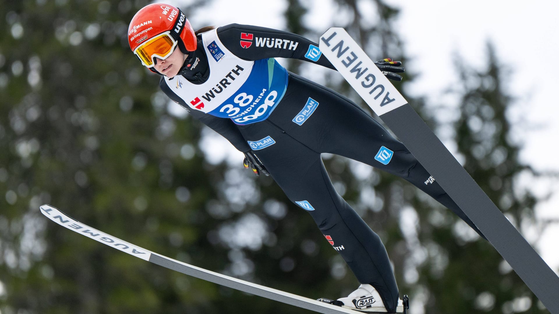 Selina Freitag: Die deutsche Skispringerin hat die erste deutsche Medaille geholt.