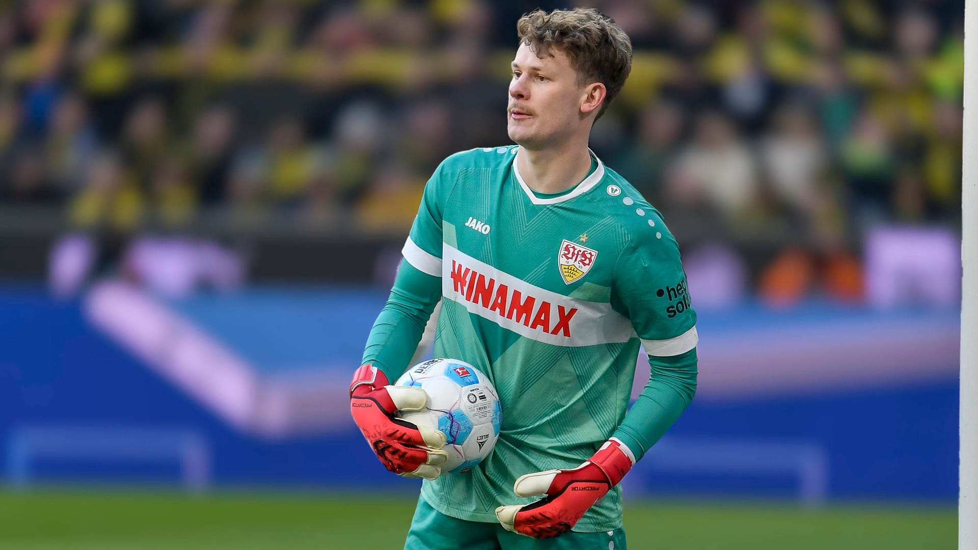 Alexander Nübel: Der 28-Jährige spielt seit 2023 für den VfB Stuttgart. Alexander Nübel: Der 28-Jährige spielt seit 2023 für den VfB Stuttgart.