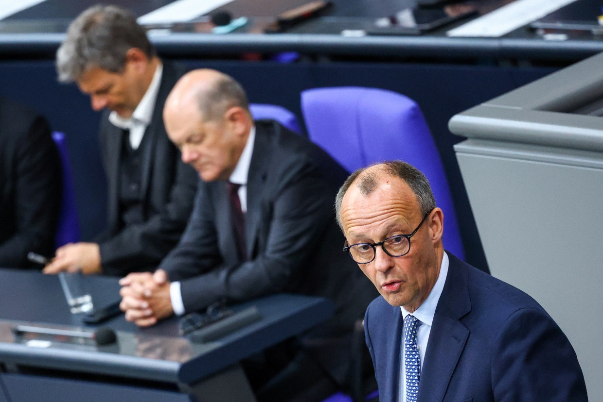 Merz, Scholz und Merz am 13. März im Bundestag