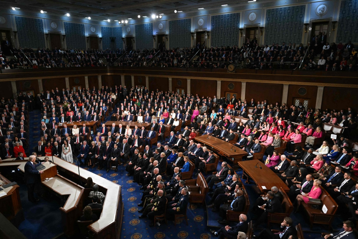 Der Kongress versammelt sich zu Trumps Rede am Dienstagabend in Washington.