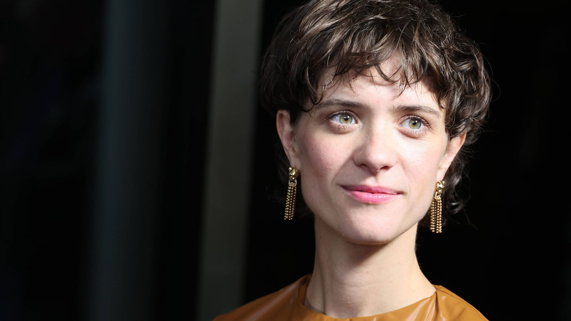 Liv Lisa Fries: Sie spielt eine der Hauptrollen in "Babylon Berlin".