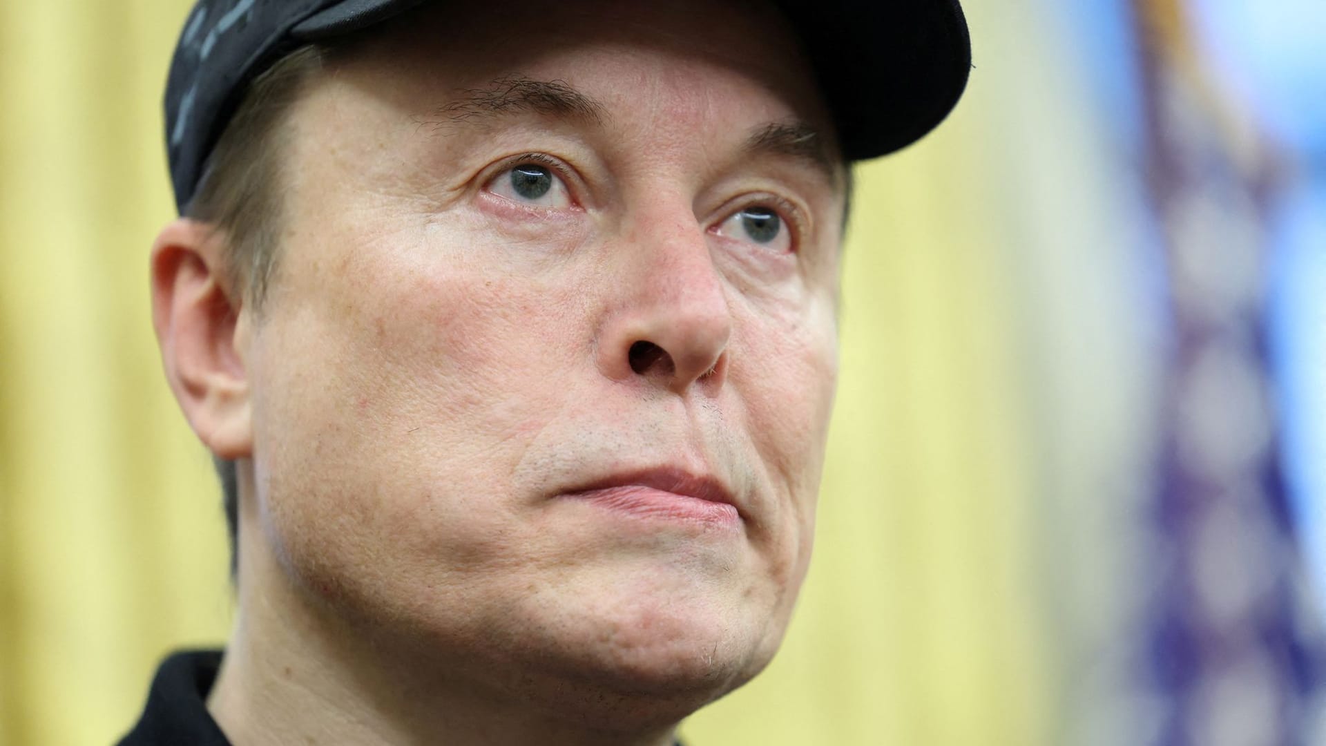 Elon Musk: Seine Reaktion auf Selenskyjs Post fällt positiver aus als zuletzt. Elon Musk: Seine Reaktion auf Selenskyjs Post fällt positiver aus als zuletzt.