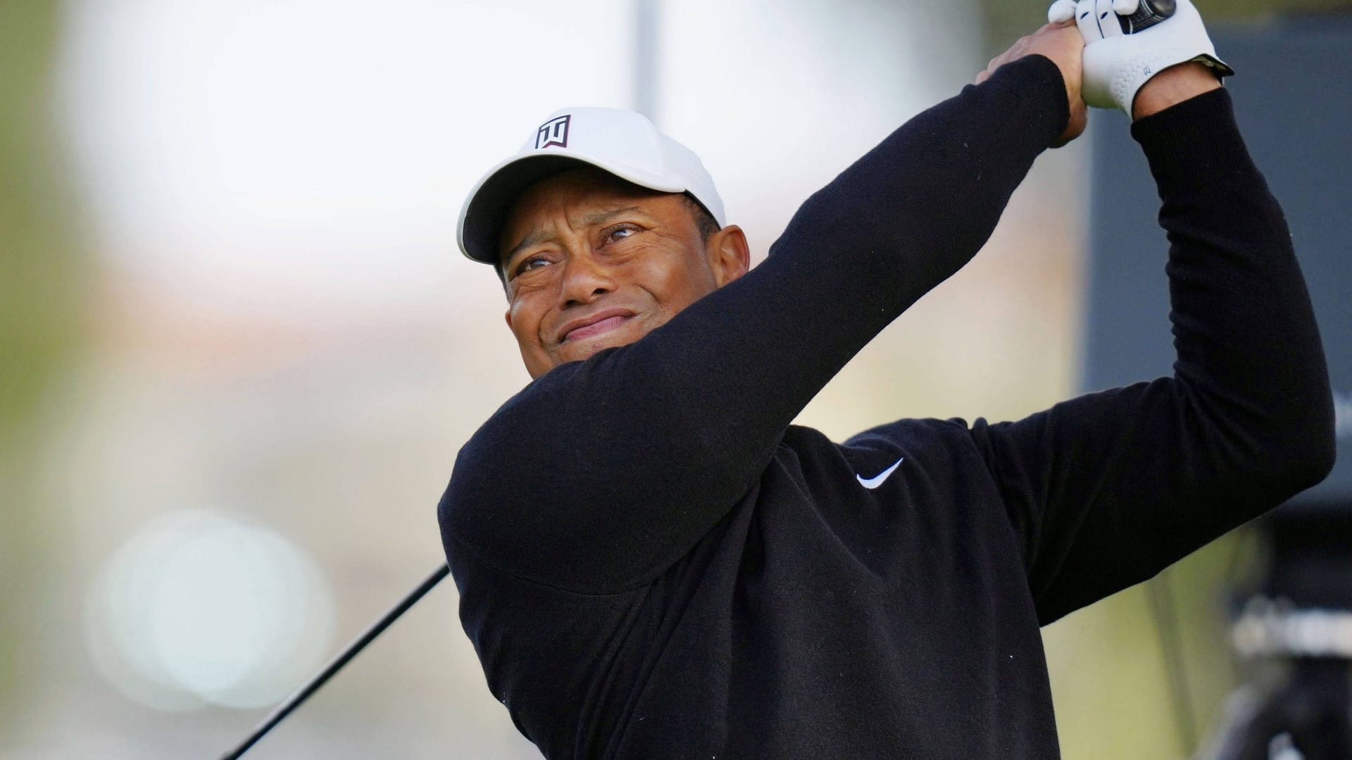 Golf: Tiger Woods während des Turniers in den kalifornischen Pacific Palisades. Golf: Tiger Woods während des Turniers in den kalifornischen Pacific Palisades.