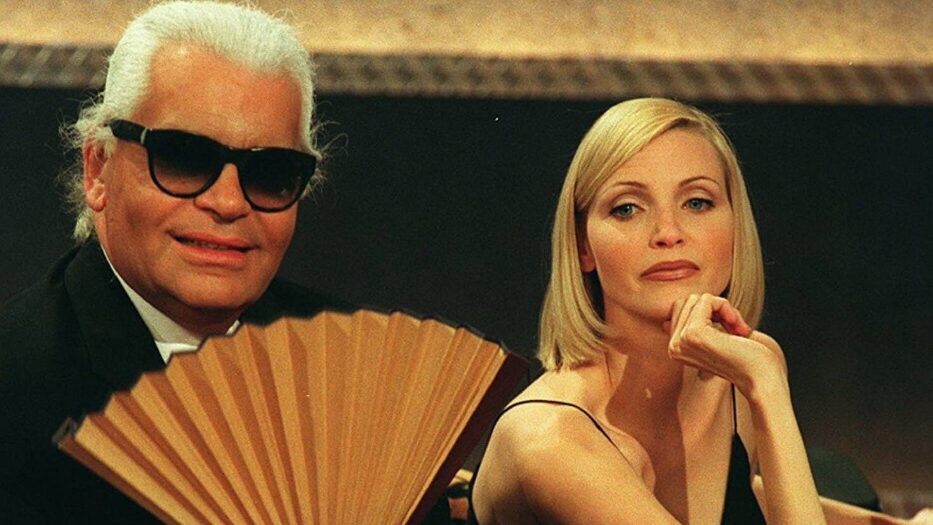 Karl Lagerfeld und Nadja Auermann im Dezember 1997.