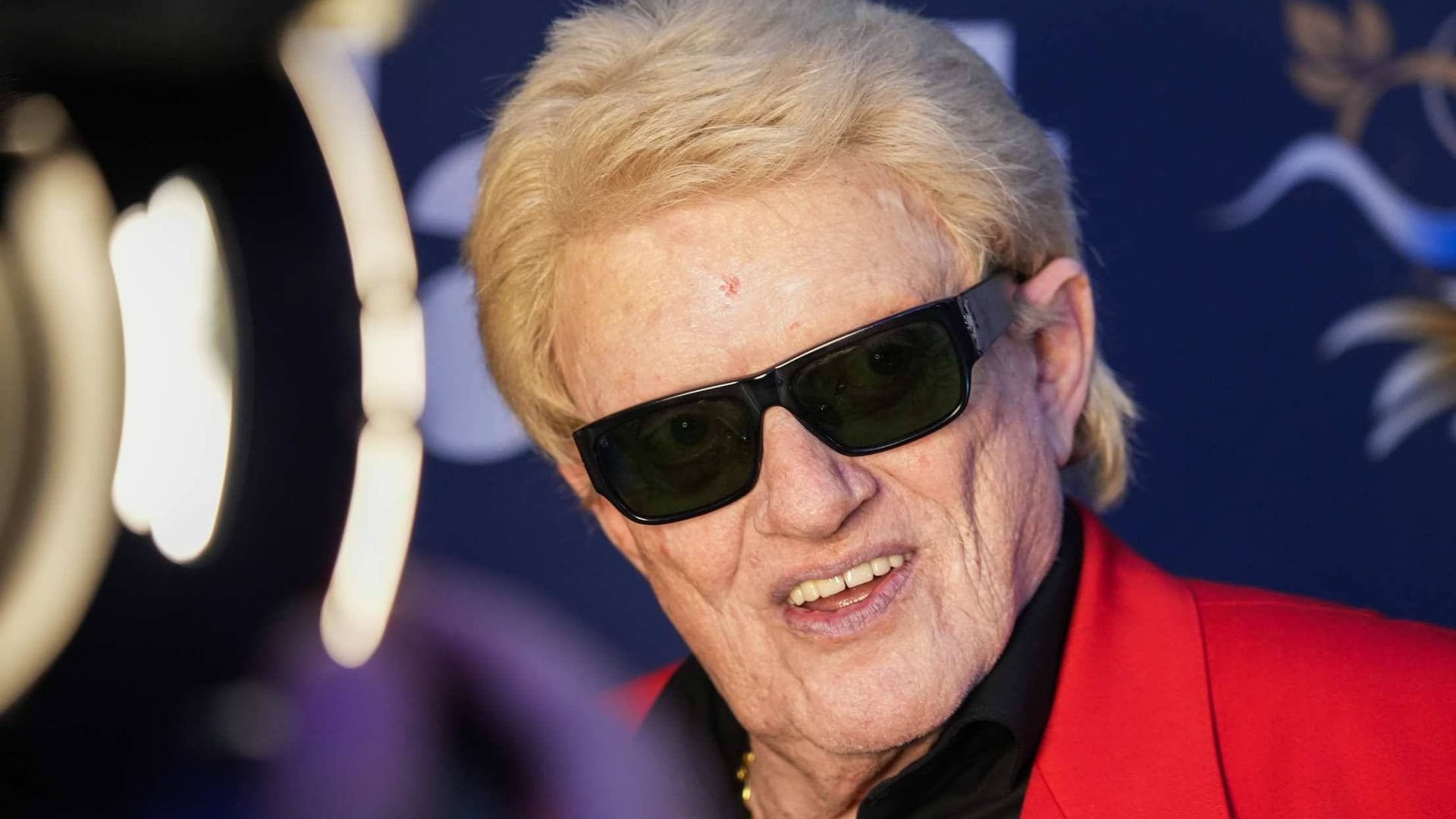 Heino: Der Sänger will mit 86 Jahren noch einmal neu durchstarten. Heino: Der Sänger will mit 86 Jahren noch einmal neu durchstarten.