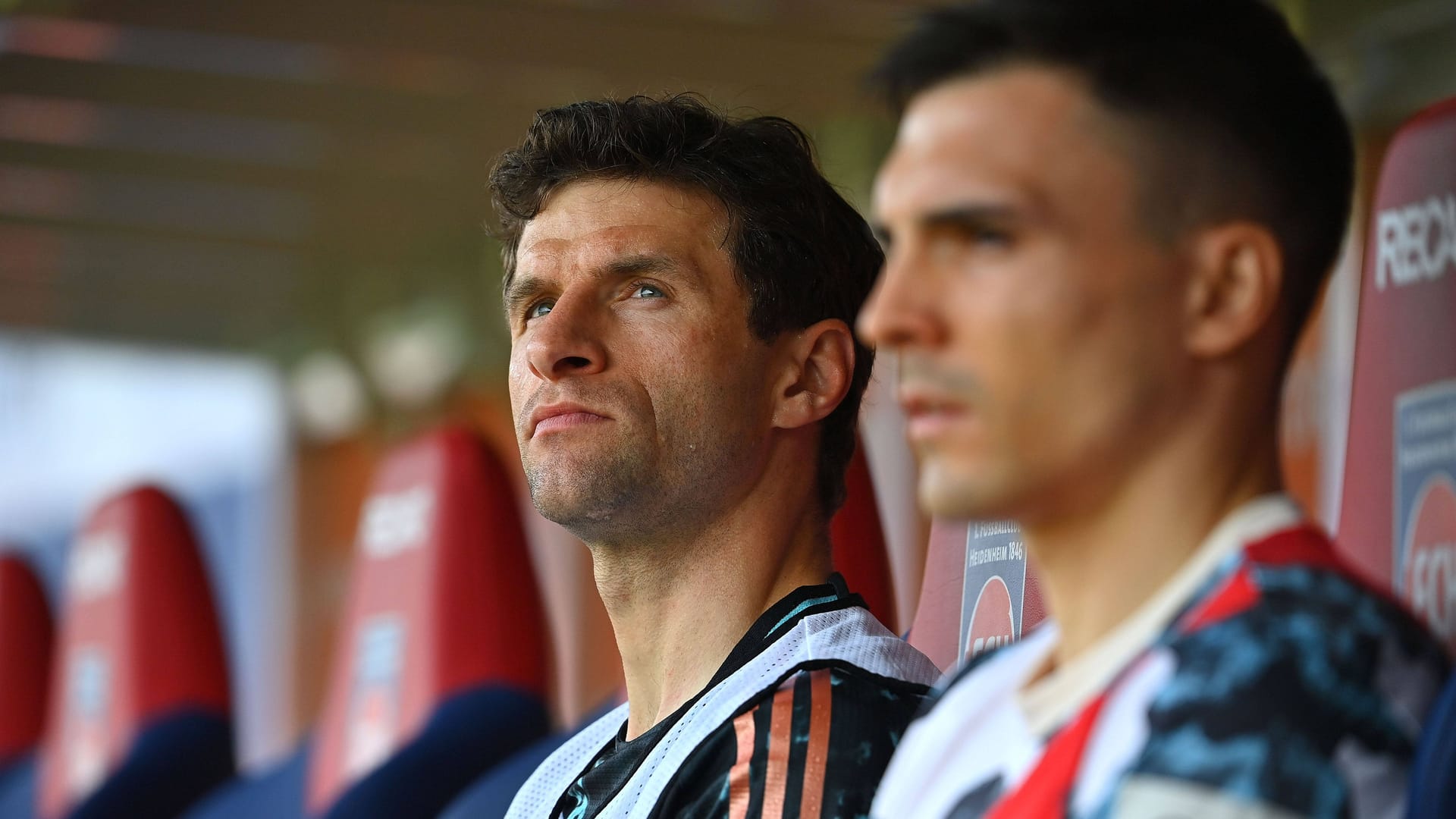 Beim FC Bayern sitzt Thomas Müller (l.) derzeit meist auf der Bank. Wo zieht es ihn im kommenden Jahr hin? Beim FC Bayern sitzt Thomas Müller (l.) derzeit meist auf der Bank. Wo zieht es ihn im kommenden Jahr hin?