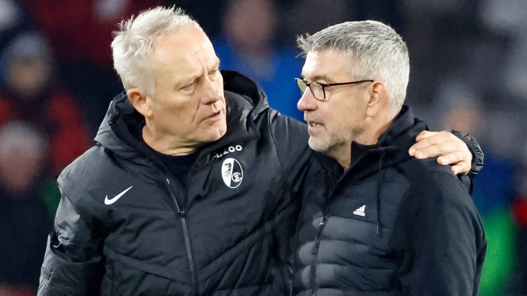 Urs Fischer (r.) bei einem seiner Spiele als Trainer von Union Berlin: Der Schweizer gilt als Kandidat in Köln. Urs Fischer (r.) bei einem seiner Spiele als Trainer von Union Berlin: Der Schweizer gilt als Kandidat in Köln.