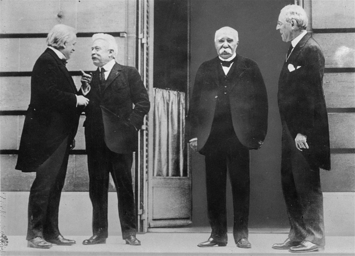 Die „großen Vier“ der Siegermächte nach dem Ersten Weltkrieg: Lloyd George (Großbritannien), Orlando (Italien), Clemenceau (Frankreich), Wilson (USA)