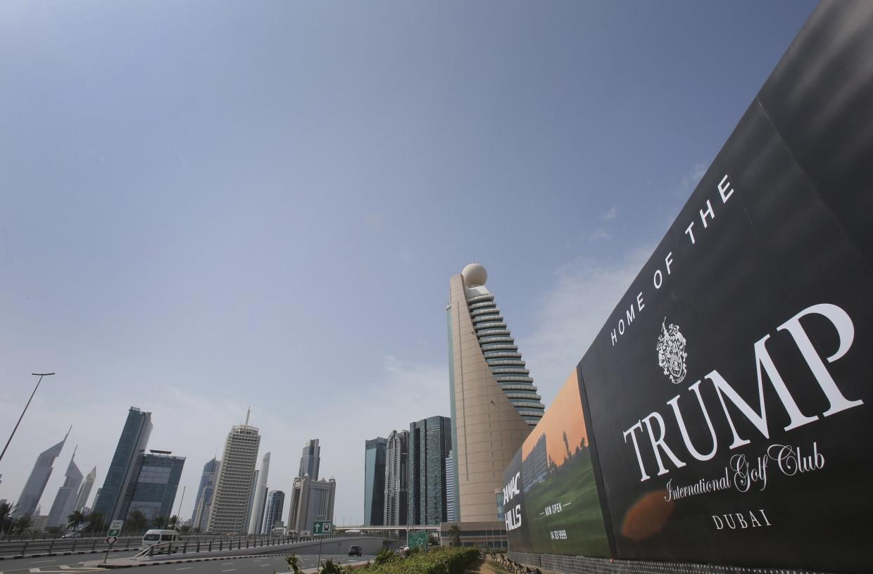 Gute Geschäftsbeziehungen zu den USA: Werbebanner für den Trump-International-Golf-Club in Dubai