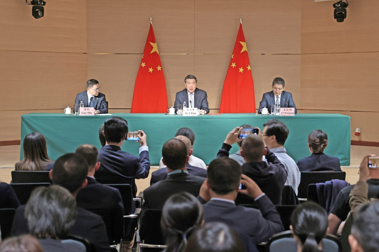 „Grundstein für Zusammenarbeit“. Chinas Vertreter stellen die Einigung mit den USA vor.