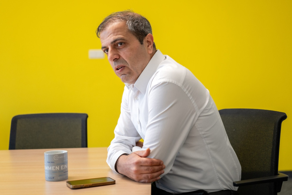 Nagi Salaz hat die Rekrutierung an der Charité selbst in die Hand genommen.