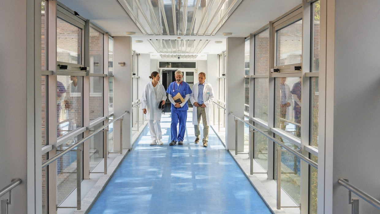 Ärzte im Krankenhaus. Wie gut sind sie auf Krisen, Katastrophen und den kommenden Mangel an Medizinern und Pflegekräften vorbereitet?