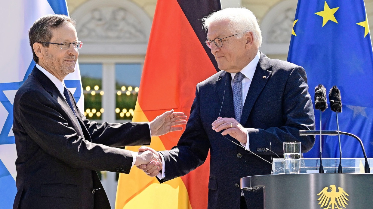 Israelisch-deutsches Jubiläum: Steinmeier (rechts) empfängt Herzog (links)