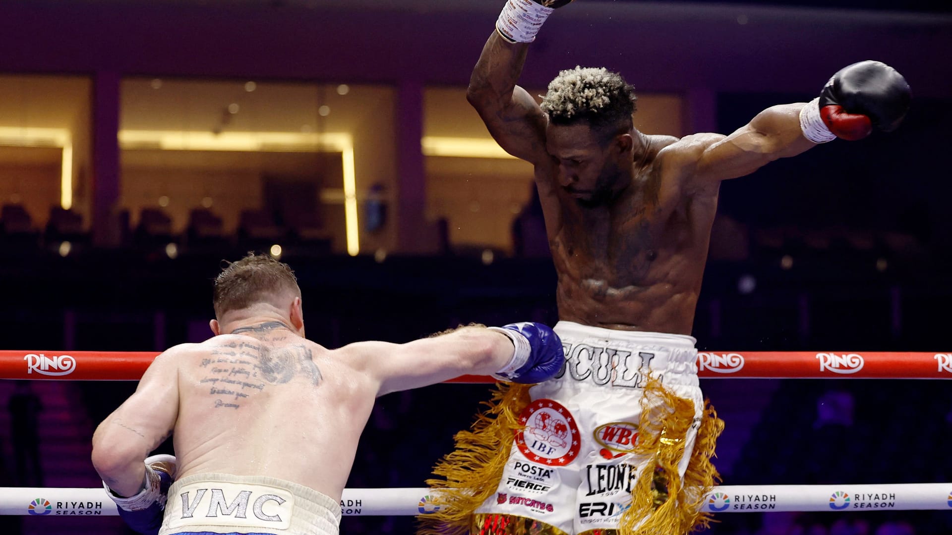 Saul "Canelo" Alvarez (l.) gegen William Scull: Laut Boxexperten kein Leckerbissen. Saul "Canelo" Alvarez (l.) gegen William Scull: Laut Boxexperten kein Leckerbissen.