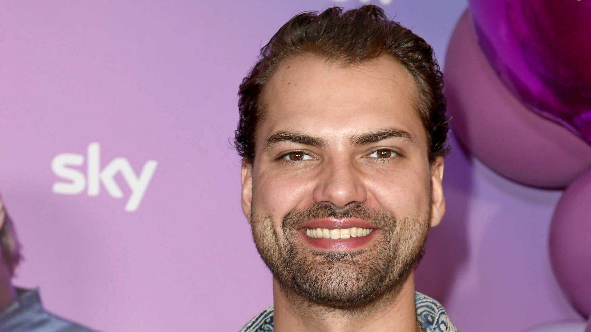 Jimi Blue Ochsenknecht: Der Schauspieler fasst im Reality-TV Fuß. Jimi Blue Ochsenknecht: Der Schauspieler fasst im Reality-TV Fuß.