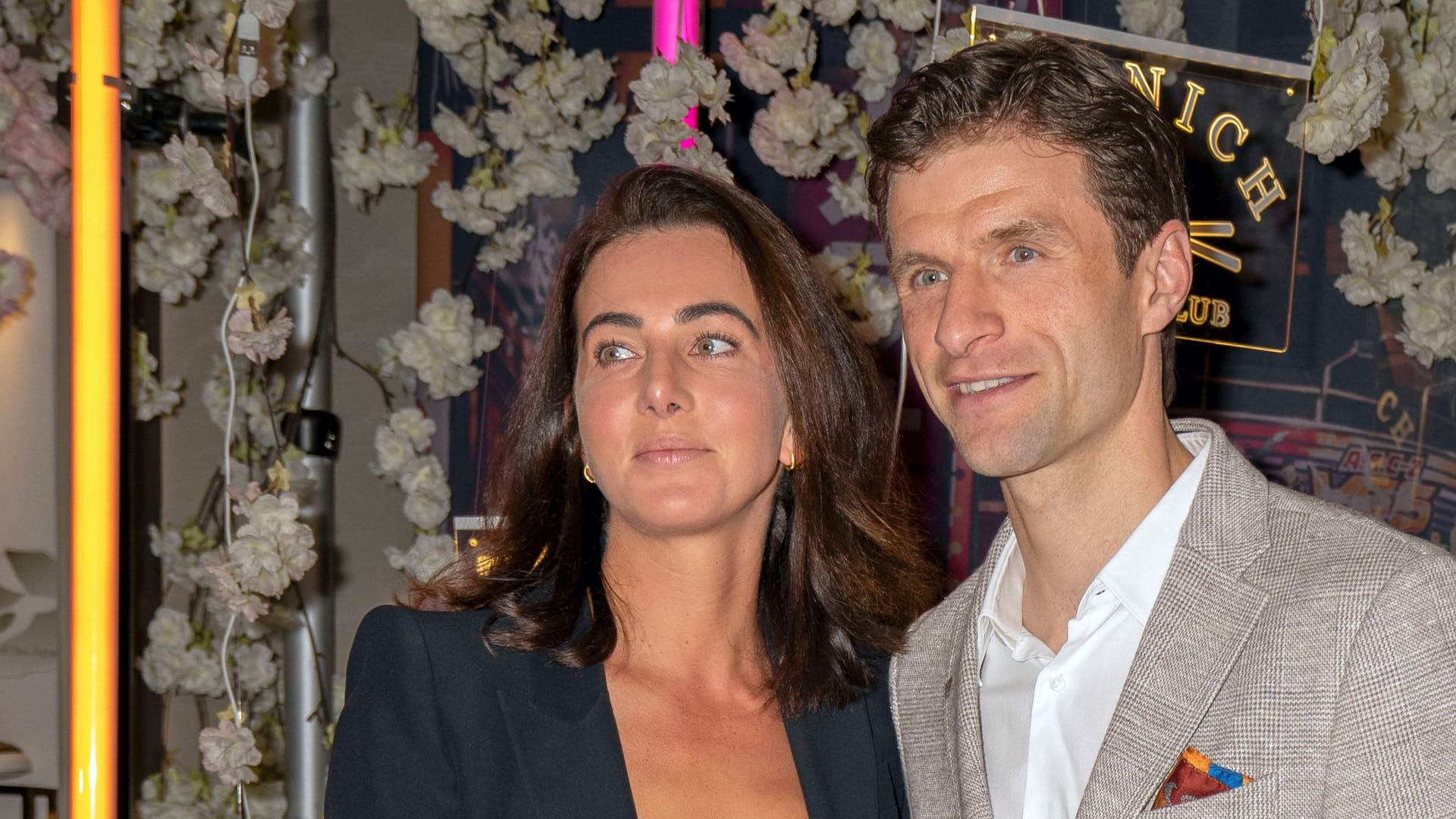 Lisa und Thomas Müller: Die beiden sind seit 16 Jahren verheiratet. Lisa und Thomas Müller: Die beiden sind seit 16 Jahren verheiratet.