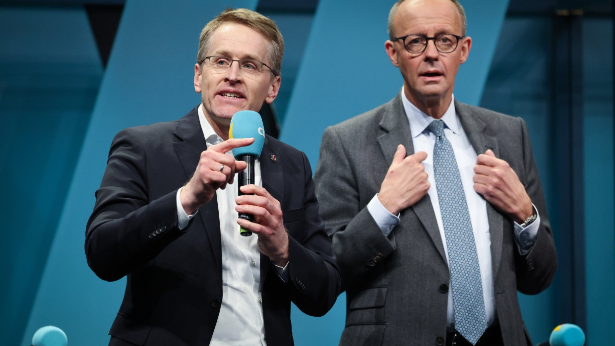 Der schleswig-holsteinische CDU-Landesvorsitzende Daniel Günther und der CDU-Bundesvorsitzende Friedrich Merz im Januar in Flensburg