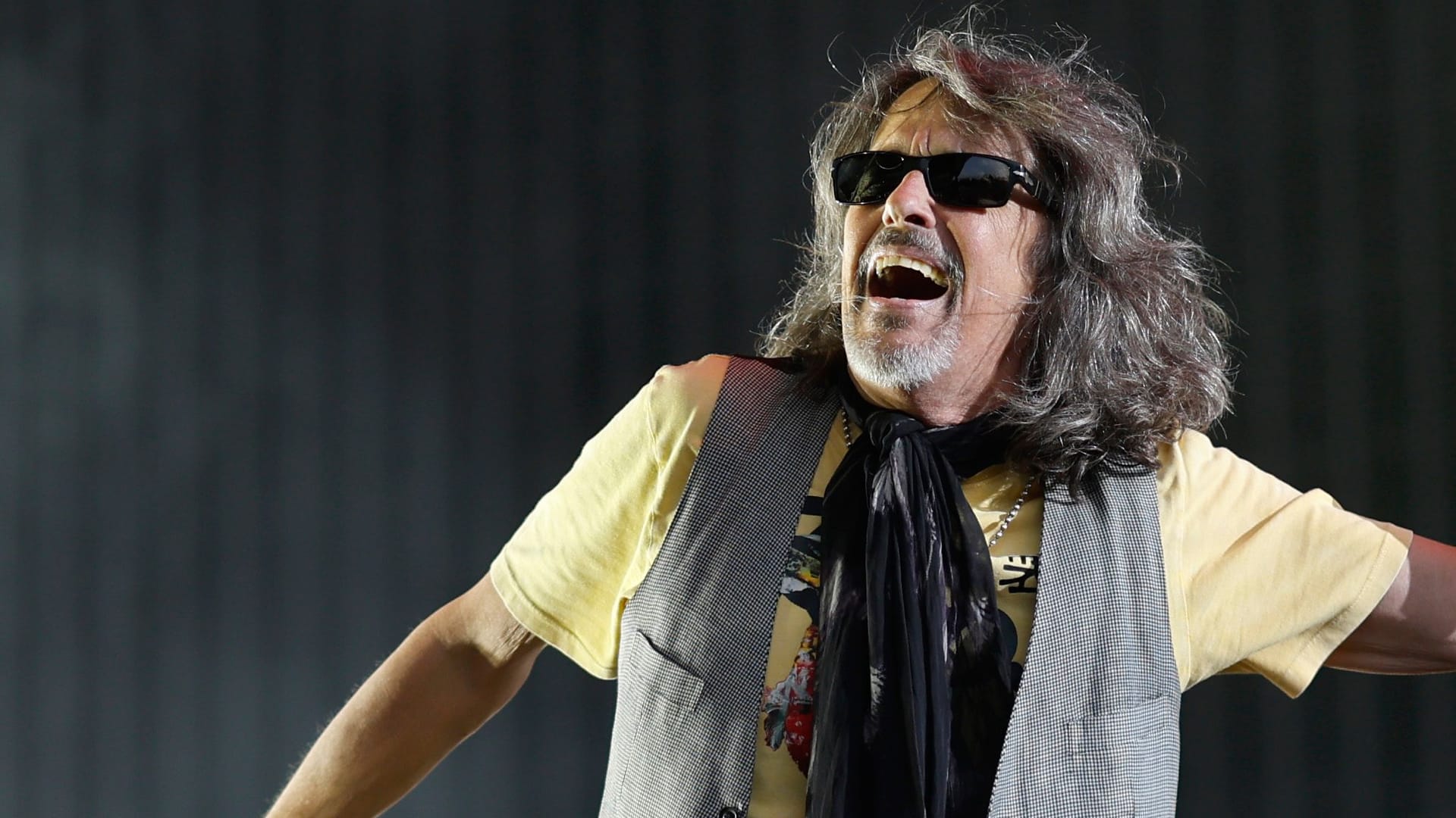 Kelly Hanson: Er steigt aus der Band Foreigner aus. Kelly Hanson: Er steigt aus der Band Foreigner aus.