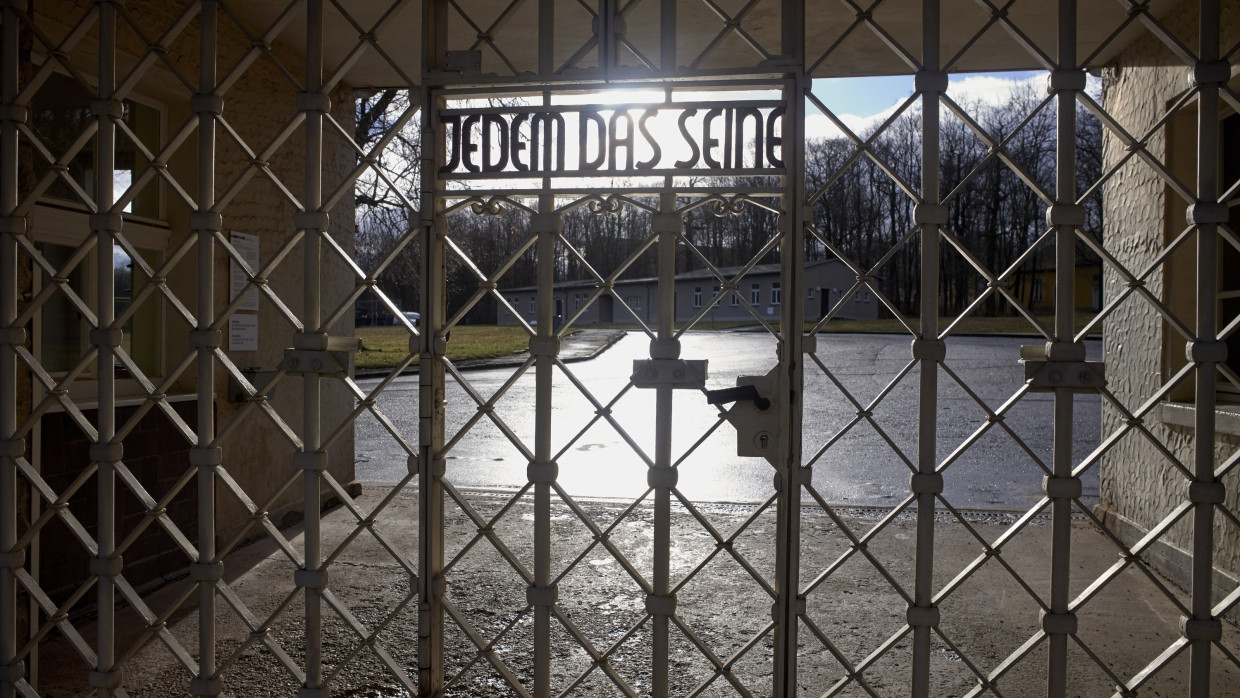 Ron Prosor hatte verhindert, dass Omri Boehm bei einer Gedenkveranstaltung im früheren KZ Buchenwald spricht.