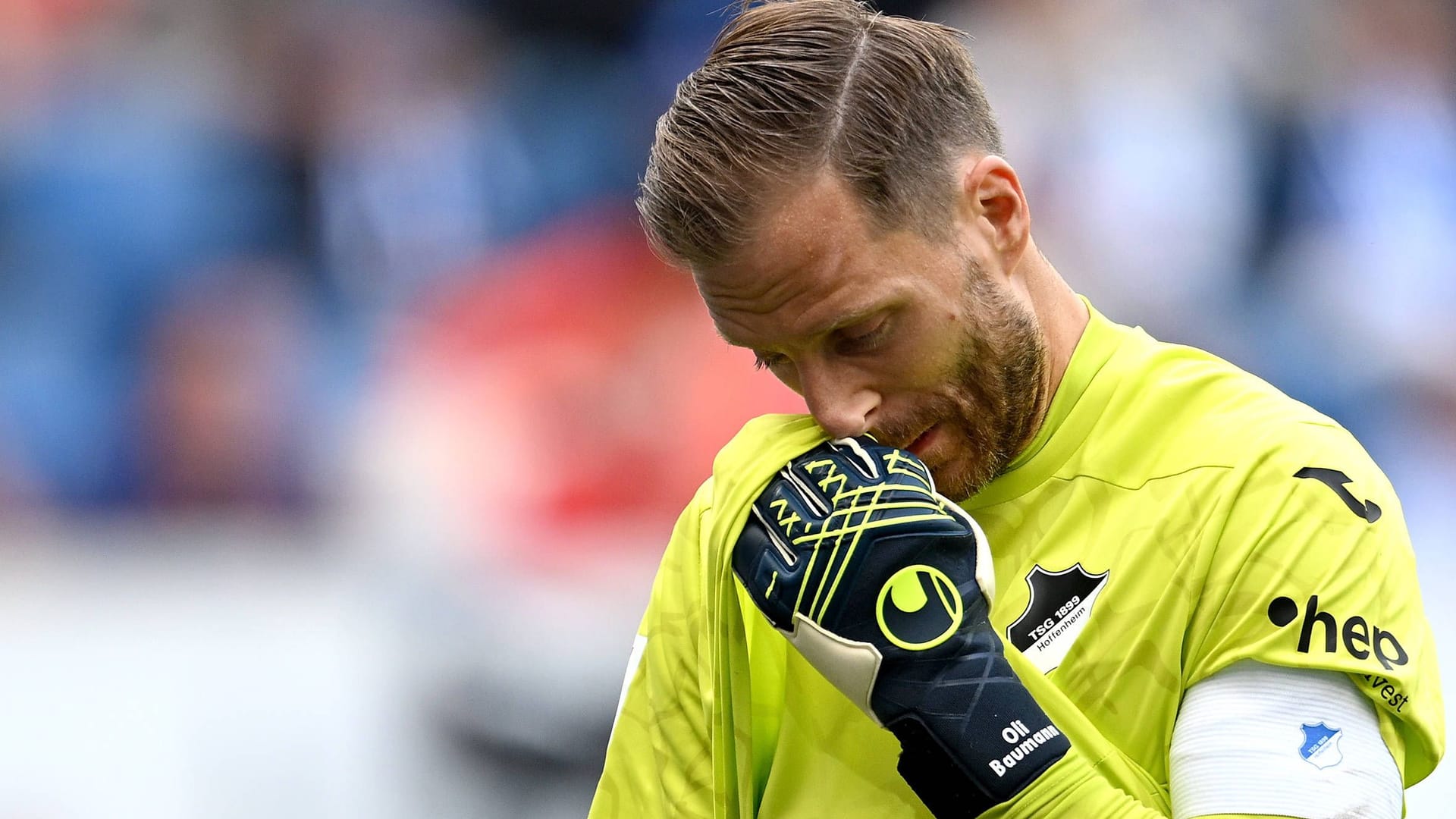 Oliver Baumann: Der Hoffenheimer Torwart ist enttäuscht nach der Saison der TSG Hoffenheim. Oliver Baumann: Der Hoffenheimer Torwart ist enttäuscht nach der Saison der TSG Hoffenheim.