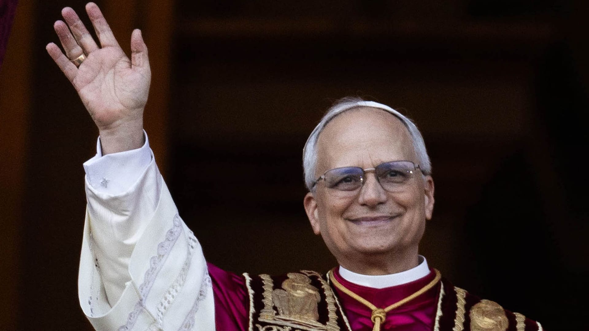 Der neue Papst Leo XIV.: Weggefährten äußern sich nun zu dem US-Amerikaner. Der neue Papst Leo XIV.: Weggefährten äußern sich nun zu dem US-Amerikaner.