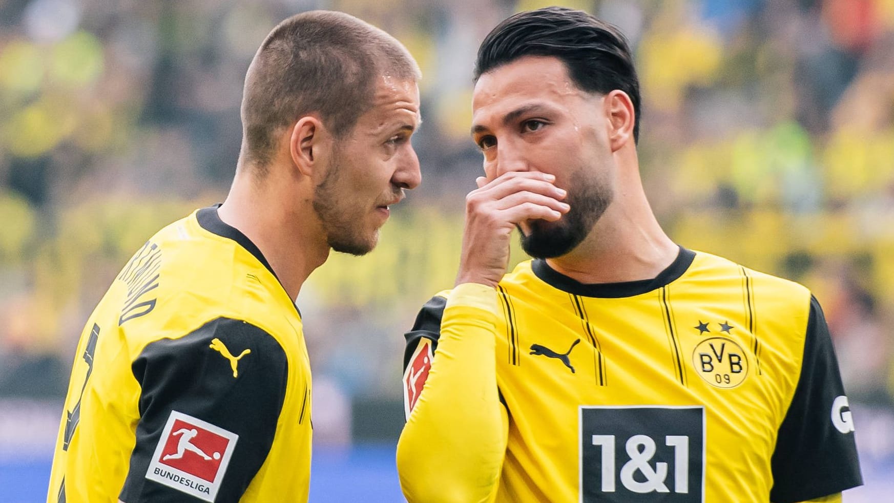 Ramy Bensebaini (r.) neben Waldemar Anton: Der Defensivmann steht bei anderen Klubs auf dem Zettel. Ramy Bensebaini (r.) neben Waldemar Anton: Der Defensivmann steht bei anderen Klubs auf dem Zettel.