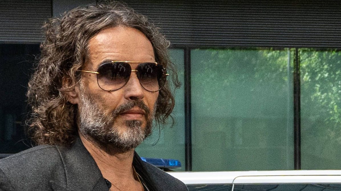 Russell Brand: Der britische Schauspieler muss sich vor Gericht verantworten. Russell Brand: Der britische Schauspieler muss sich vor Gericht verantworten.