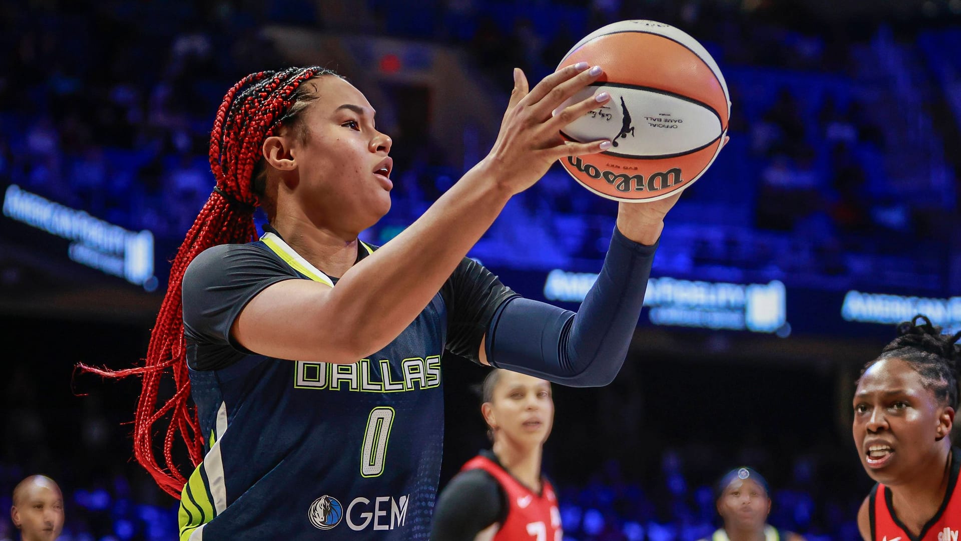 Satou Sabally: Sie wird ihr Können bei der Basketball-EM nicht zeigen. Satou Sabally: Sie wird ihr Können bei der Basketball-EM nicht zeigen.