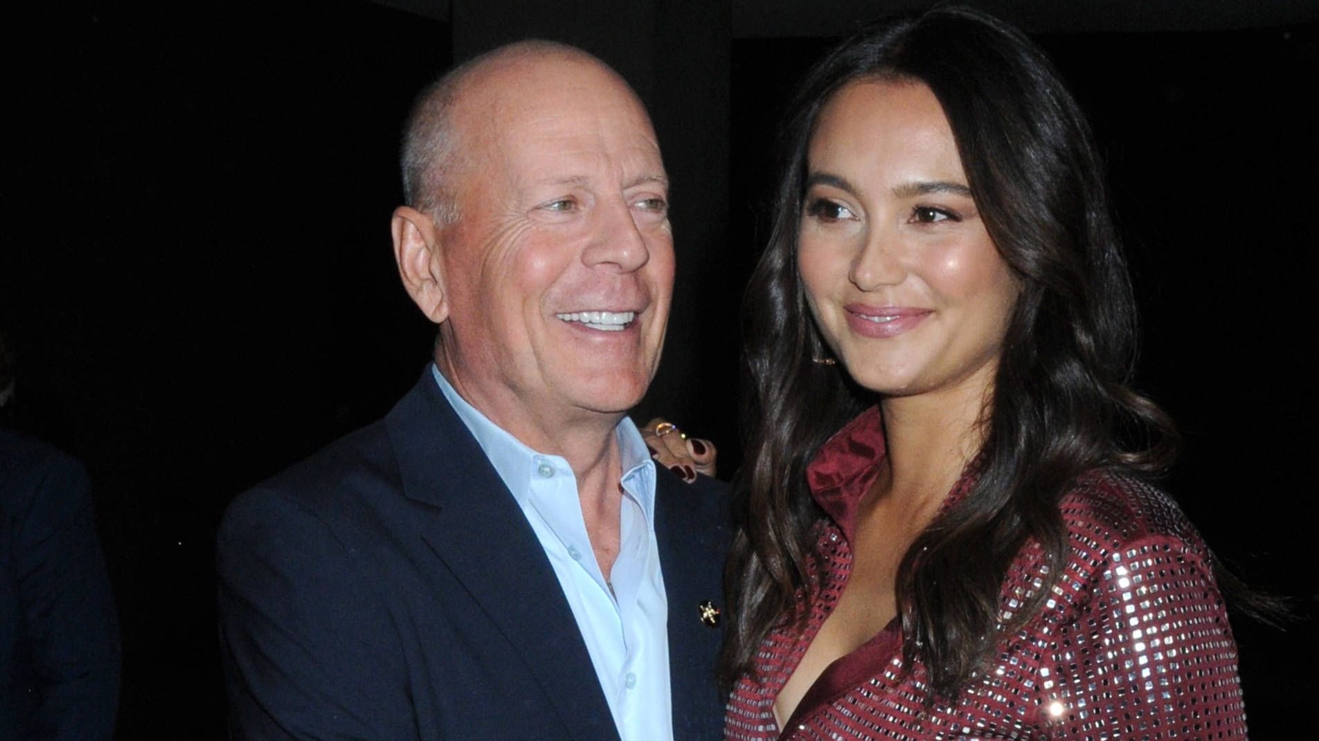 Bruce Willis und Emma Heming-Willis: Das Paar macht seit seiner Diagnose schwierige Zeiten durch. Bruce Willis und Emma Heming-Willis: Das Paar macht seit seiner Diagnose schwierige Zeiten durch.