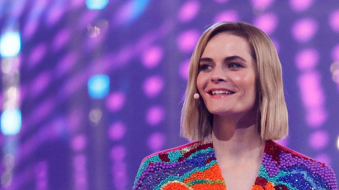 Hazel Brugger: Sie moderierte den Eurovision Song Contest 2025. Hazel Brugger: Sie moderierte den Eurovision Song Contest 2025.