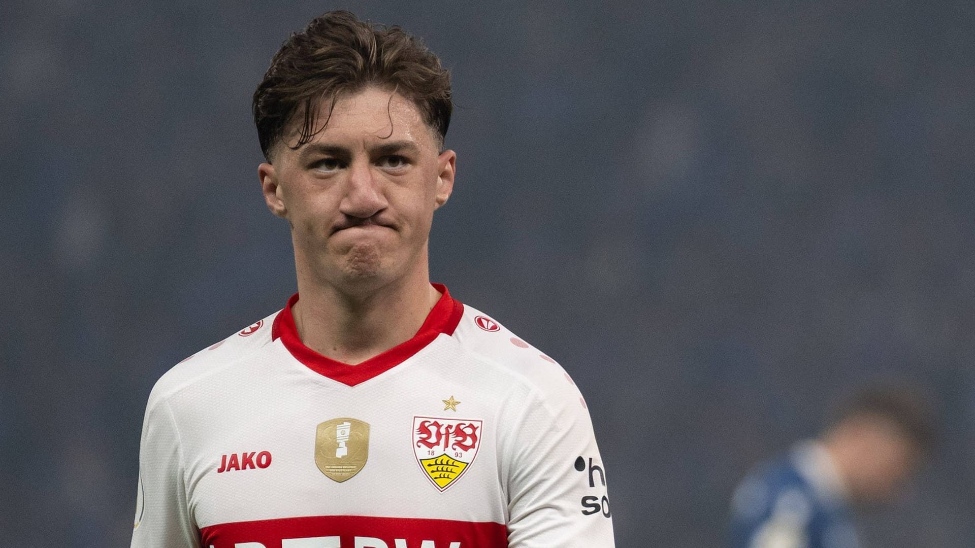 Angelo Stiller: Er verletzte sich im vorletzten Bundesligaspiel der Saison. Angelo Stiller: Er verletzte sich im vorletzten Bundesligaspiel der Saison.