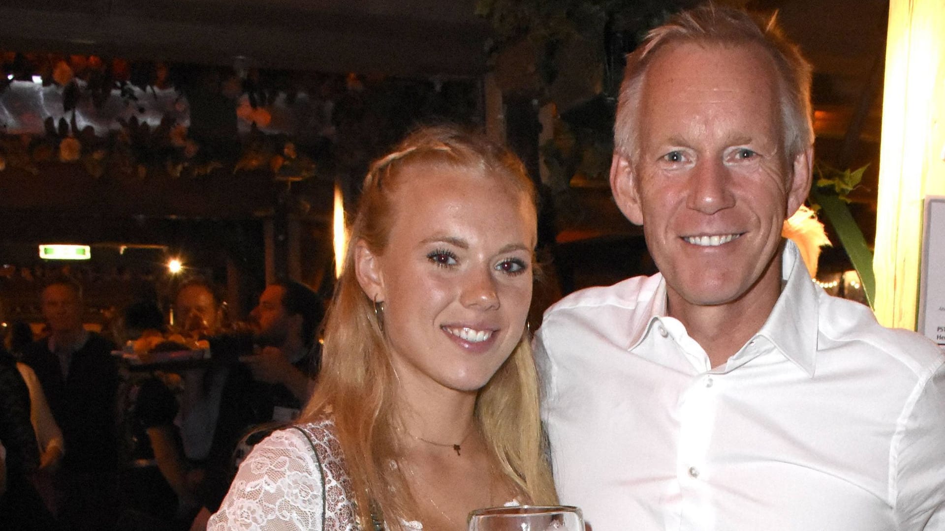 Johannes B. Kerner: Neben Tochter Emily hat er noch drei weitere Kinder. Johannes B. Kerner: Neben Tochter Emily hat er noch drei weitere Kinder.