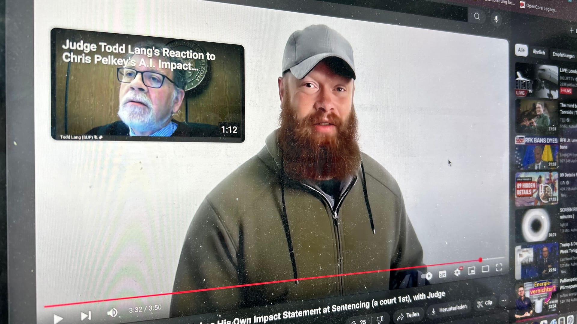 Das KI-generierte Video von Chris Pelkey ist vier Minuten lang. Das KI-generierte Video von Chris Pelkey ist vier Minuten lang.