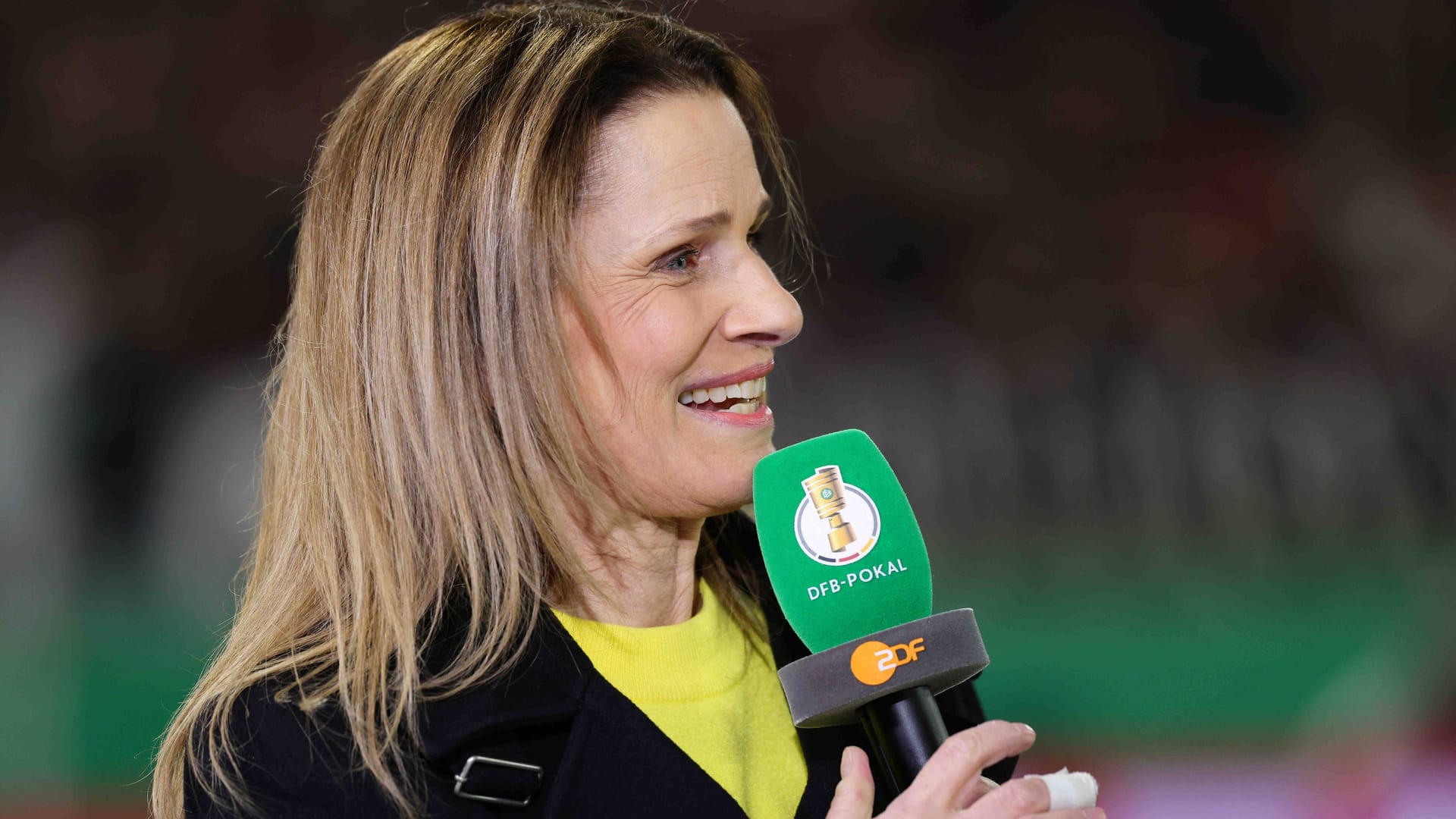 Katrin Müller-Hohenstein: Die ZDF-Moderatorin war neugierig ob der Feierpläne des VfB Stuttgart. Katrin Müller-Hohenstein: Die ZDF-Moderatorin war neugierig ob der Feierpläne des VfB Stuttgart.
