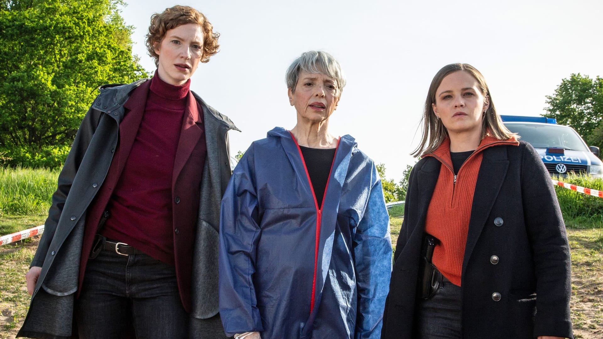 "Tatort": So lange du atmest: Linda Selb (Luise Wolfram), Edda Bingley (Helen Schneider) und Liv Moormann (Jasna Fritzi Bauer) ermitteln in einem Mordfall. "Tatort": So lange du atmest: Linda Selb (Luise Wolfram), Edda Bingley (Helen Schneider) und Liv Moormann (Jasna Fritzi Bauer) ermitteln in einem Mordfall.