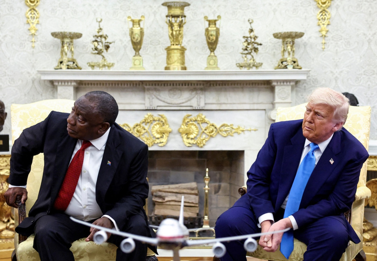Filmvorführung als Demütigung: Ramaphosa und Trump am 21. Mai im Oval Office