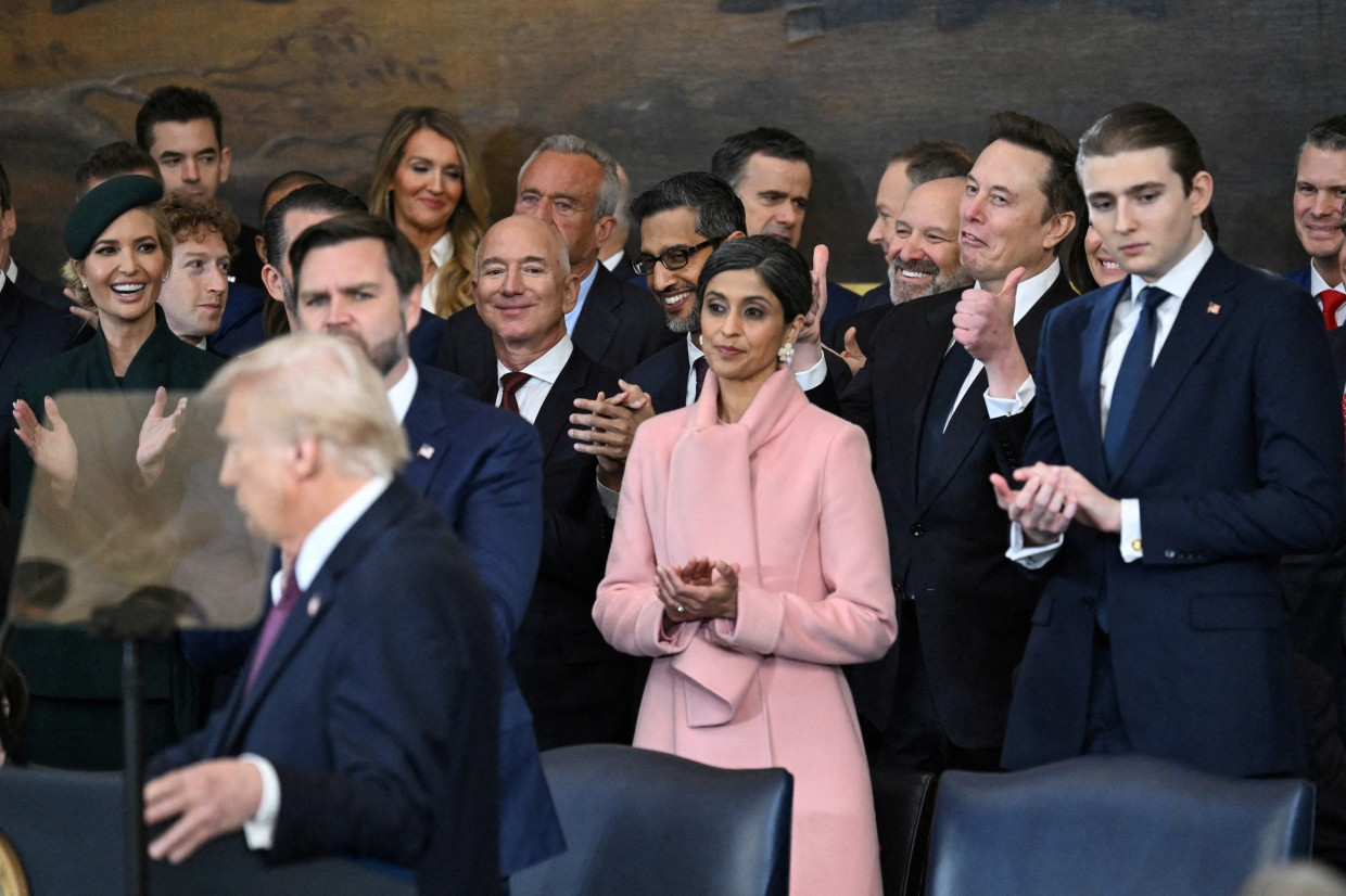 Daumen hoch: Bei der Amtseinführung von Trump am 20. Januar zeigten sich sich neben Musk eine Vielzahl bekannter Tech-Besitzer.