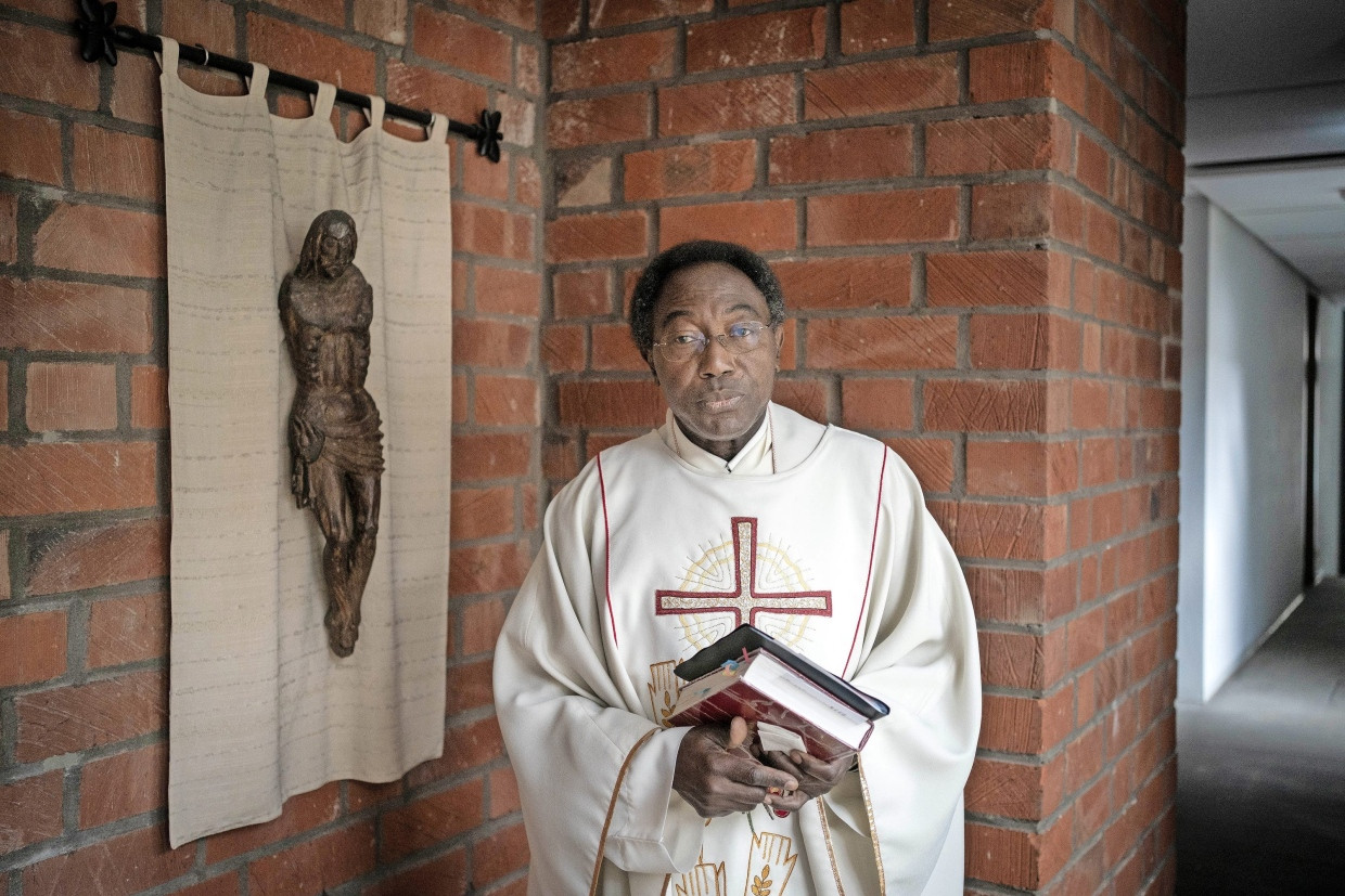 Pfarrer Matthew Nwoko