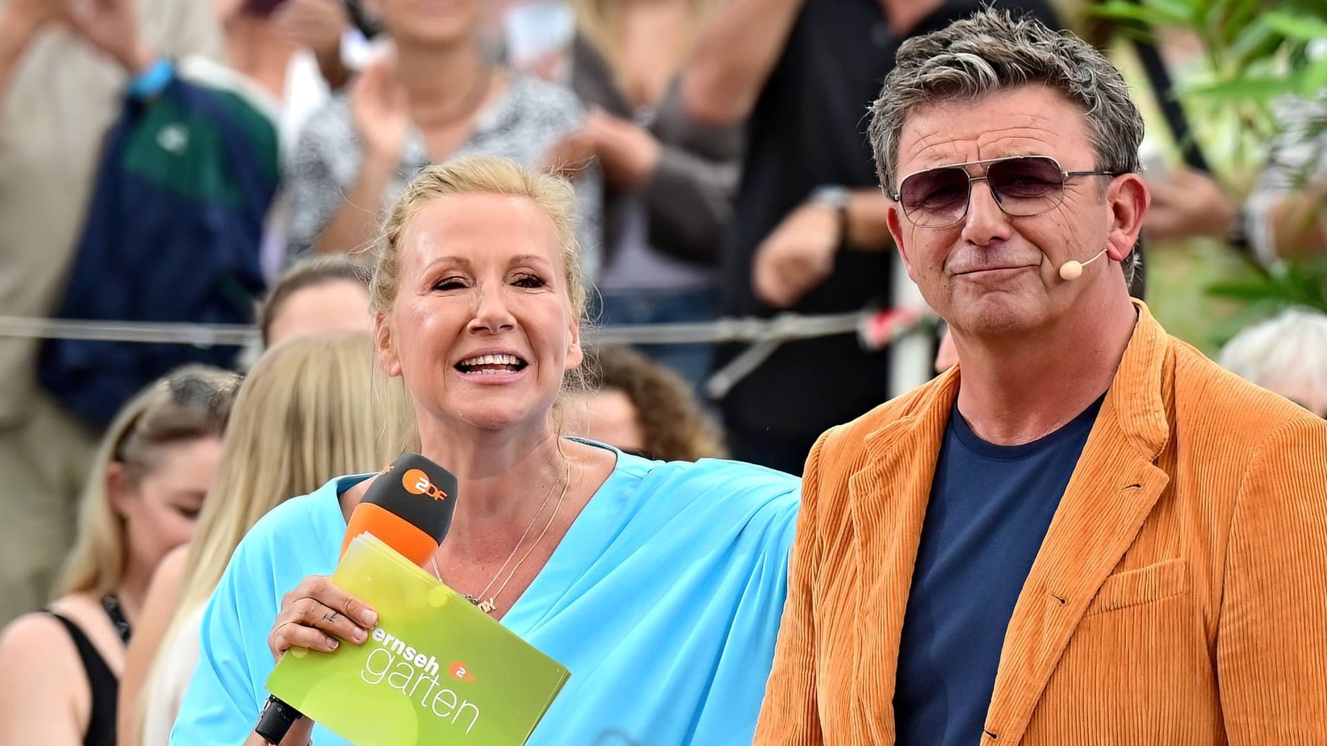 Andrea Kiewel und Hans Sigl: Sie moderierten am Sonntag gemeinsam den "Fernsehgarten". Andrea Kiewel und Hans Sigl: Sie moderierten am Sonntag gemeinsam den "Fernsehgarten".