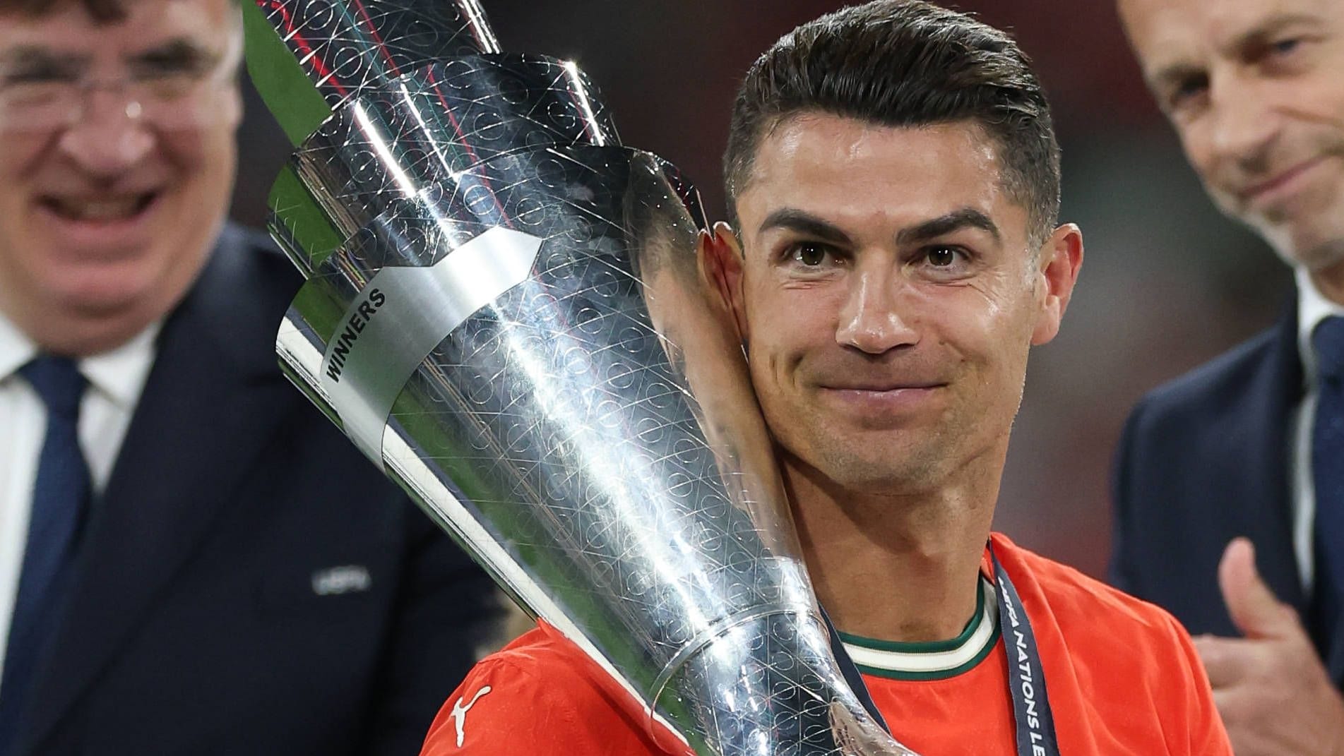 Cristiano Ronaldo: Er wurde mit Portugal 2016 Europameister und gewann nun die Nations League mit seinem Team. Cristiano Ronaldo: Er wurde mit Portugal 2016 Europameister und gewann nun die Nations League mit seinem Team.