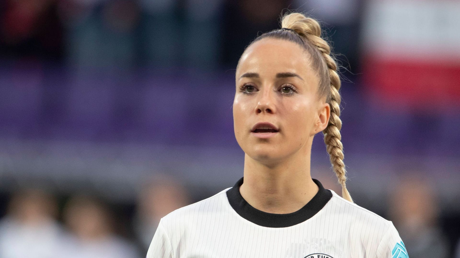 Giulia Gwinn: Sie ist Kapitänin der DFB-Frauen. Giulia Gwinn: Sie ist Kapitänin der DFB-Frauen.