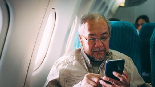 Vor der Reise zum Arzt: Mit den richtigen Vorbereitungen ist das Fliegen auch für Herzpatienten kein Problem. Vor der Reise zum Arzt: Mit den richtigen Vorbereitungen ist das Fliegen auch für Herzpatienten kein Problem.