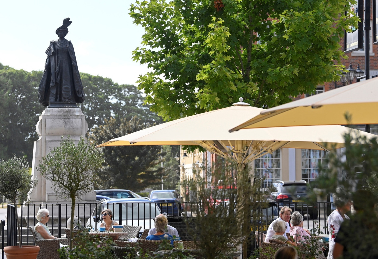 Die Queen-Mother-Statue in Poundbury
