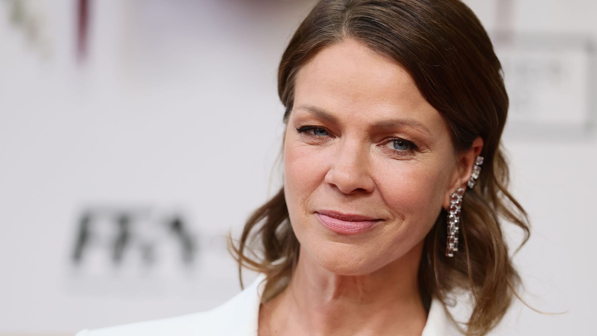 Jessica Schwarz: Sie ist seit vielen Jahren eine feste Größe in der deutschen Schauspielbranche. Jessica Schwarz: Sie ist seit vielen Jahren eine feste Größe in der deutschen Schauspielbranche.